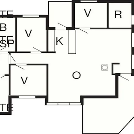 Holiday home Four-bedroom In 3