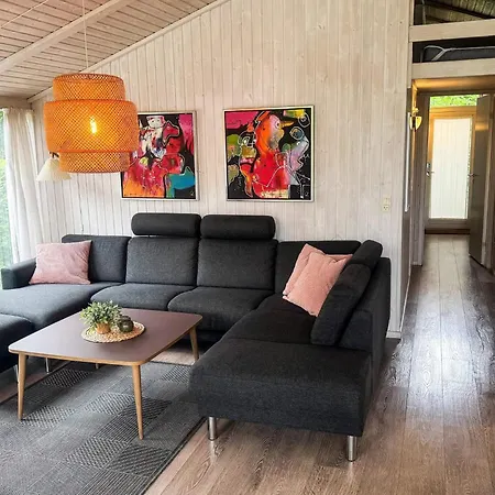 Four-bedroom In 3 Сasa de vacaciones Nordenbro Vesteregn