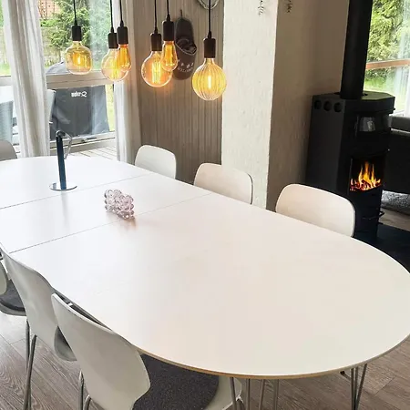 Semesterbostad Four-bedroom In 3