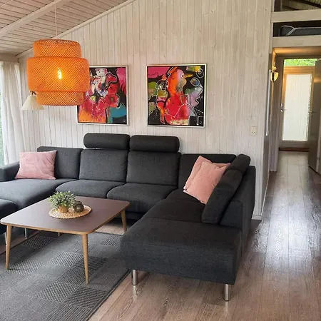 10 Person In Humble-by Traum Nordenbro Vesteregn
